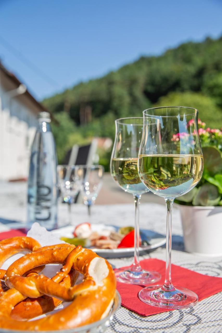Hotel Restaurant Haus Waldesruh Eppenbrunn Екстер'єр фото