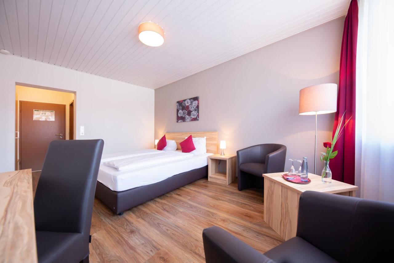 Hotel Restaurant Haus Waldesruh Eppenbrunn Екстер'єр фото